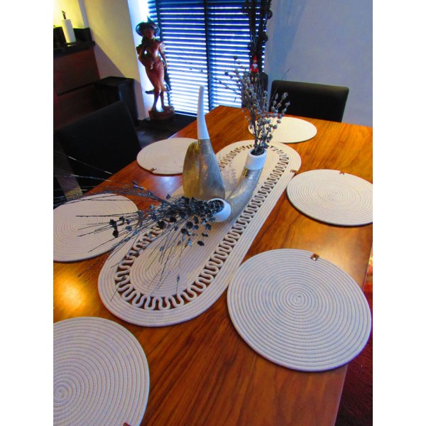 Jüt Runner Dalgalı Krem